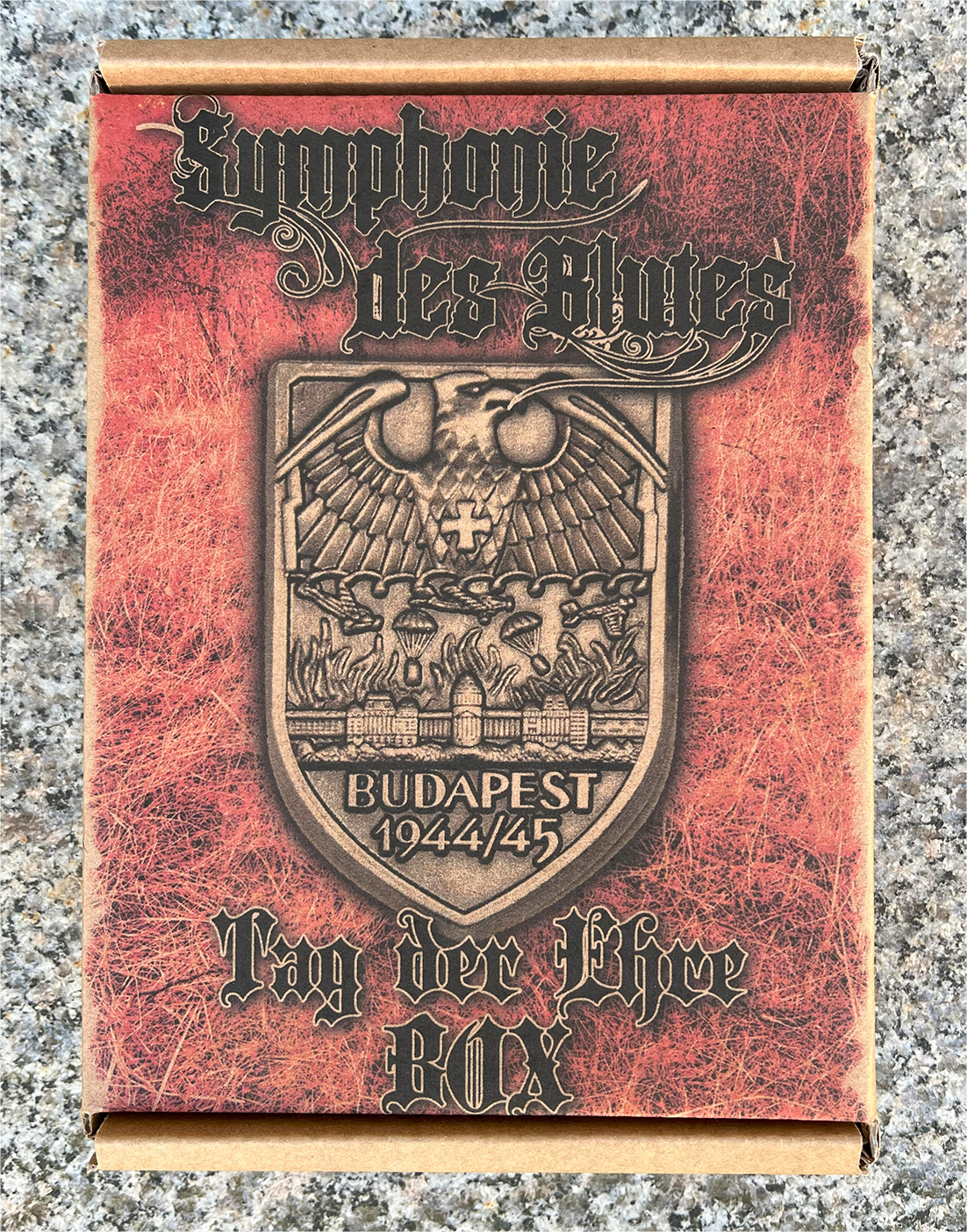 Symphonie des Blutes - Tag der Ehre - PAPPBOX